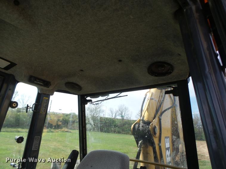 image for item K5603 2003 John Deere 410G backhoe