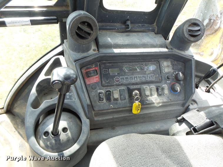 image for item K5603 2003 John Deere 410G backhoe