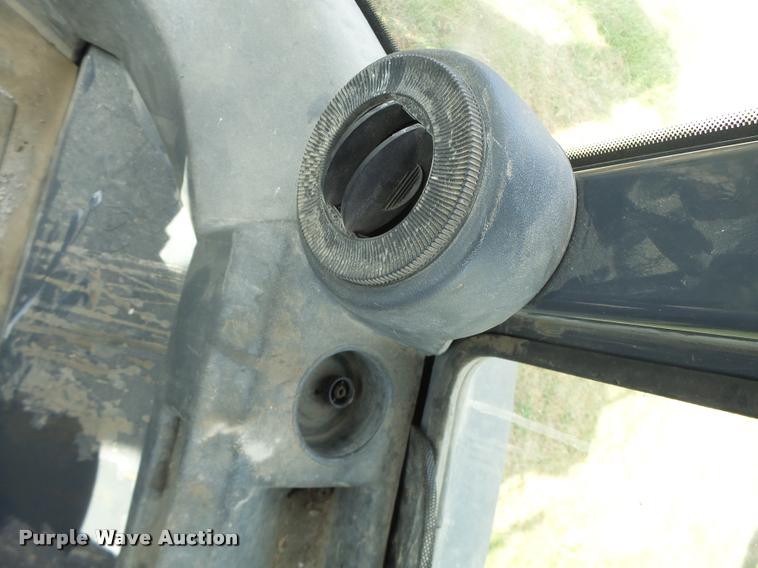 image for item K5603 2003 John Deere 410G backhoe