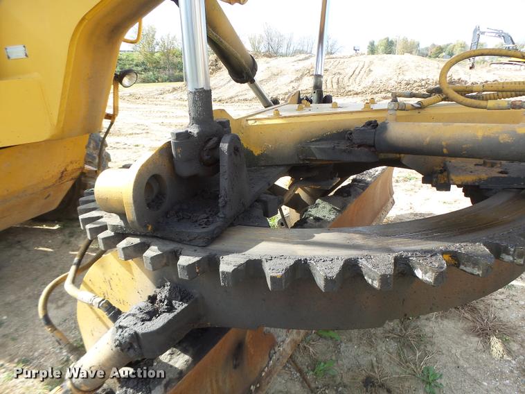 image for item K5604 1993 Champion 720A Series III motor grader