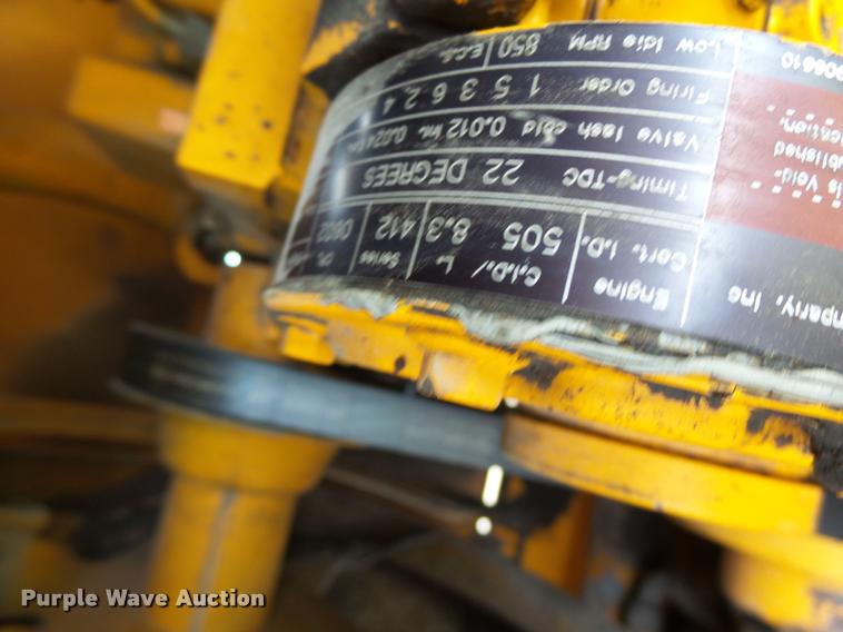 image for item K5604 1993 Champion 720A Series III motor grader