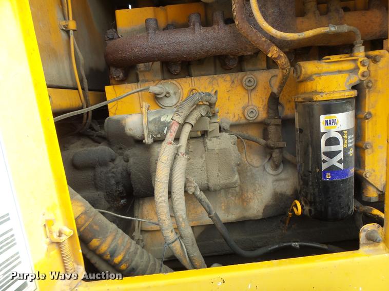 image for item K5604 1993 Champion 720A Series III motor grader