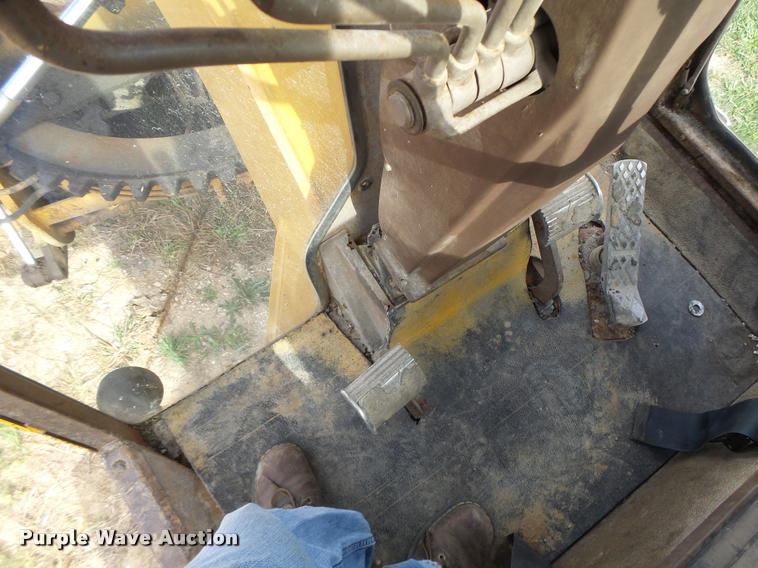 image for item K5604 1993 Champion 720A Series III motor grader