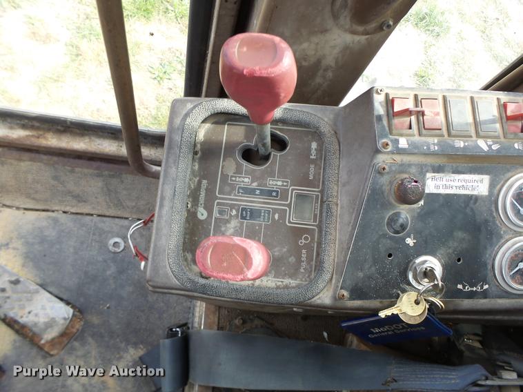 image for item K5604 1993 Champion 720A Series III motor grader