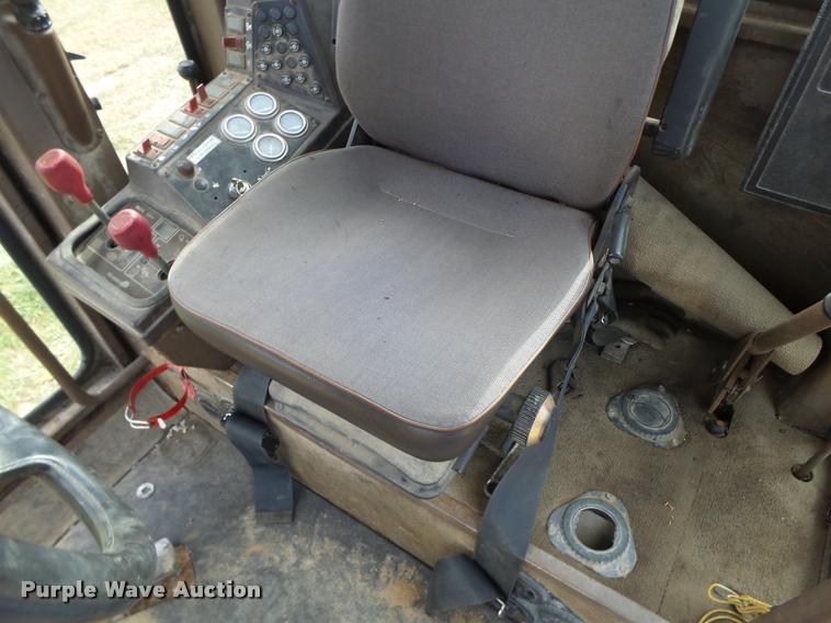 image for item K5604 1993 Champion 720A Series III motor grader