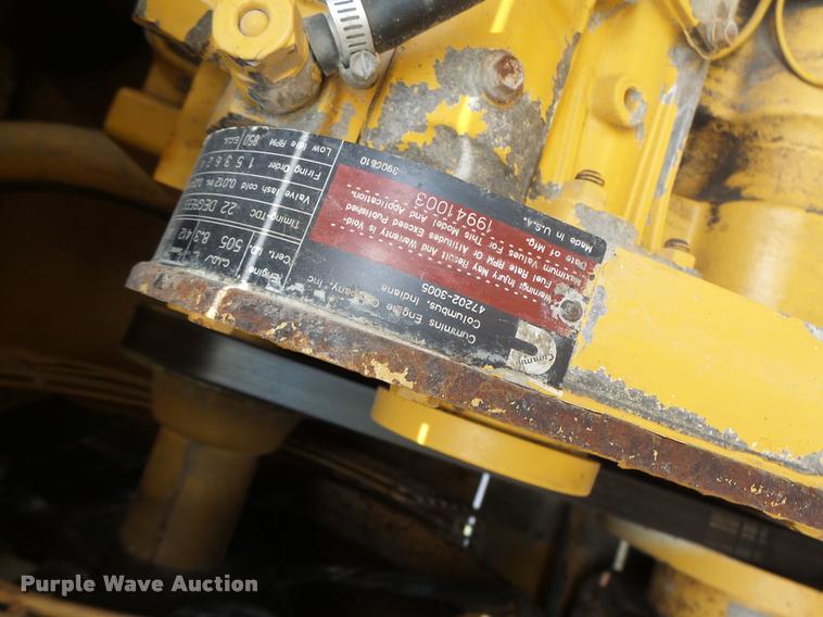 image for item K5605 1995 Champion 720A Series III motor grader