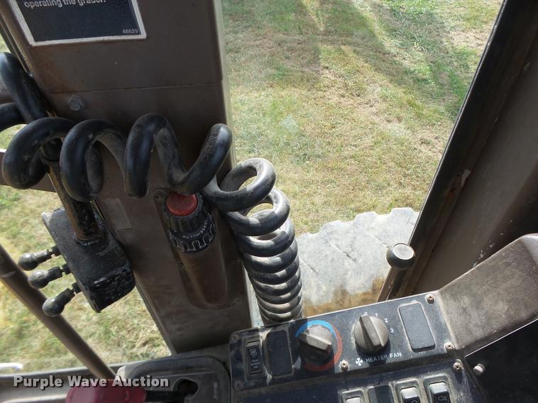 image for item K5605 1995 Champion 720A Series III motor grader