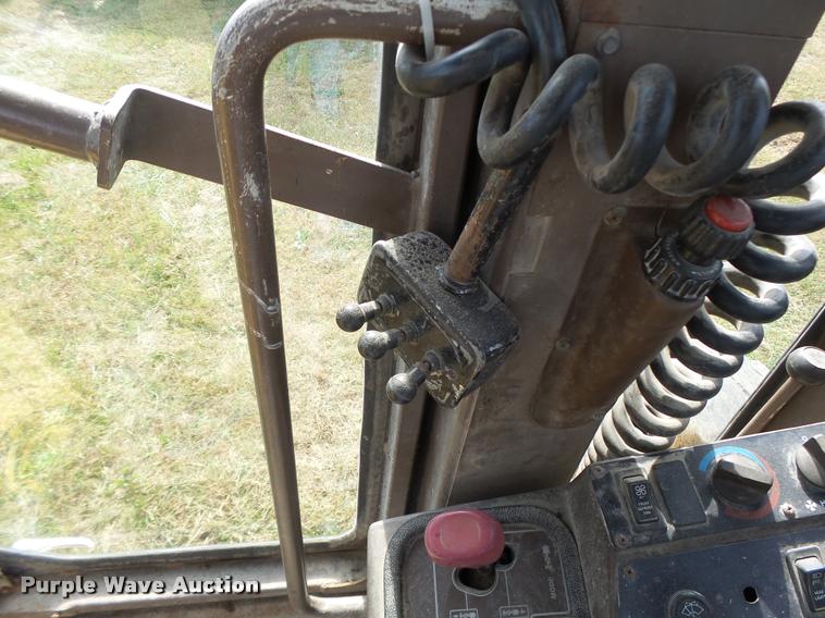 image for item K5605 1995 Champion 720A Series III motor grader