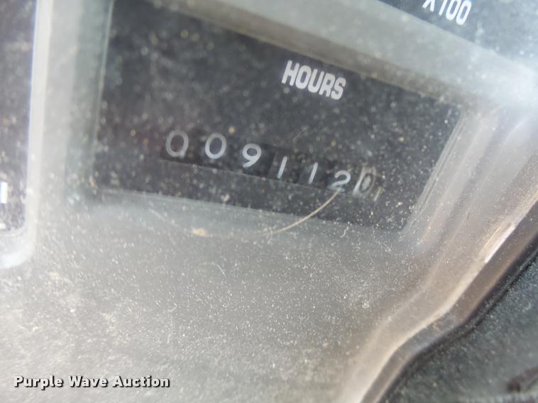 image for item K5606 1999 International 4900 flatbed truck