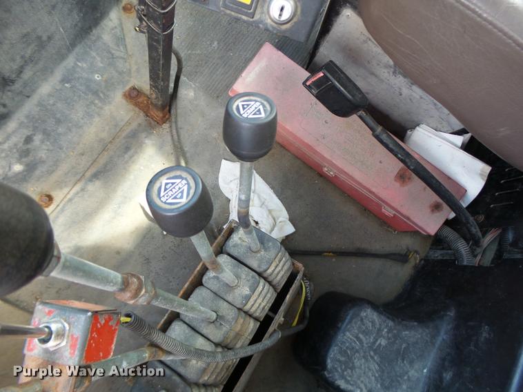 image for item K5606 1999 International 4900 flatbed truck