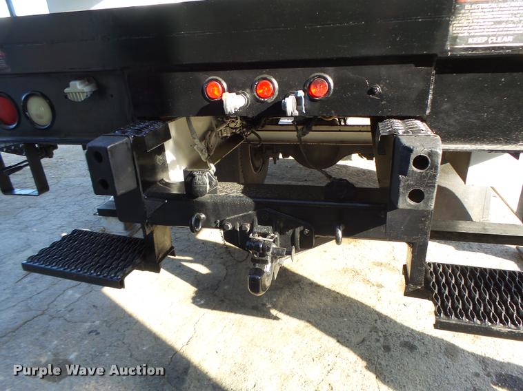 image for item K5612 2007 International 7300 bucket truck