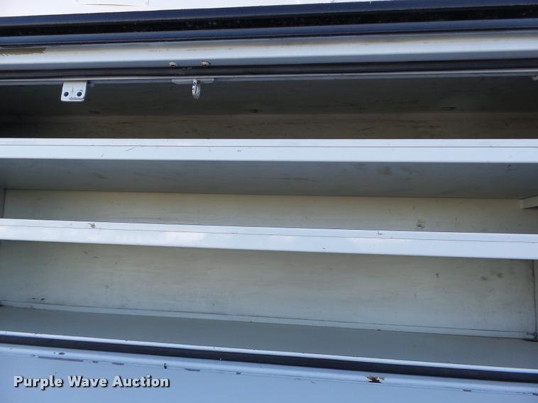 image for item K5612 2007 International 7300 bucket truck