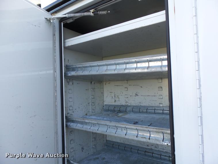 image for item K5612 2007 International 7300 bucket truck