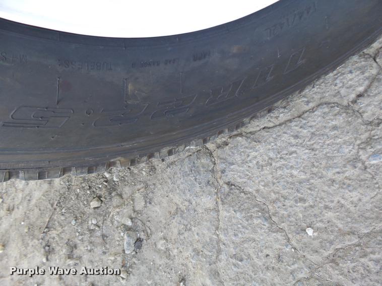 image for item K5612 2007 International 7300 bucket truck