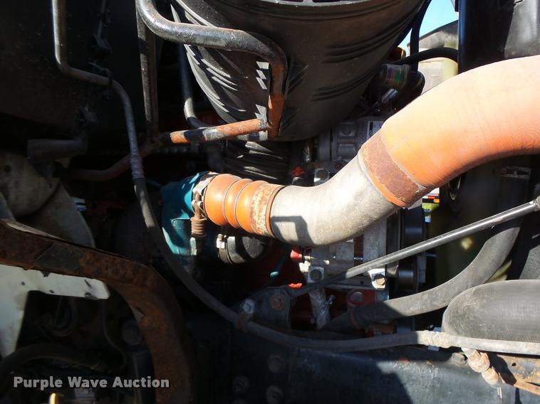 image for item K5612 2007 International 7300 bucket truck