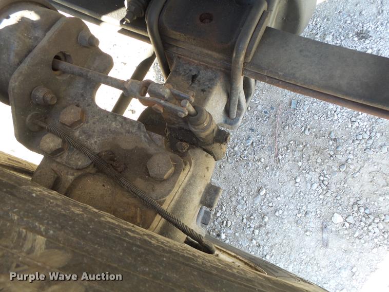 image for item K5612 2007 International 7300 bucket truck