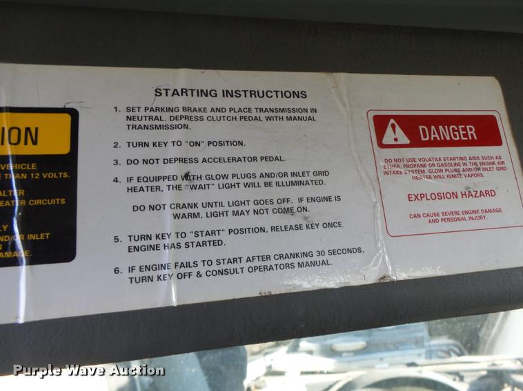 image for item K5612 2007 International 7300 bucket truck