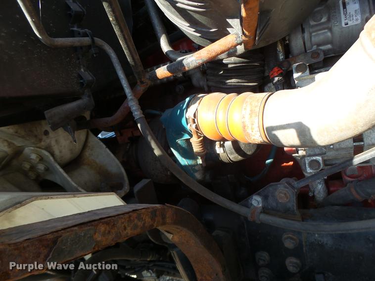 image for item K5612 2007 International 7300 bucket truck