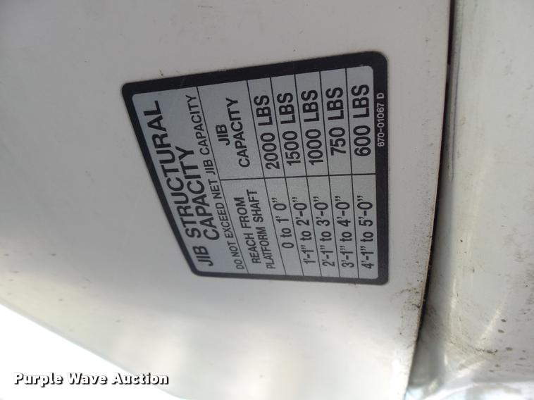 image for item K5612 2007 International 7300 bucket truck