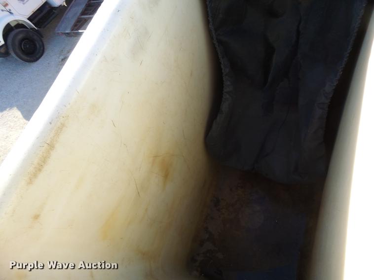 image for item K5612 2007 International 7300 bucket truck