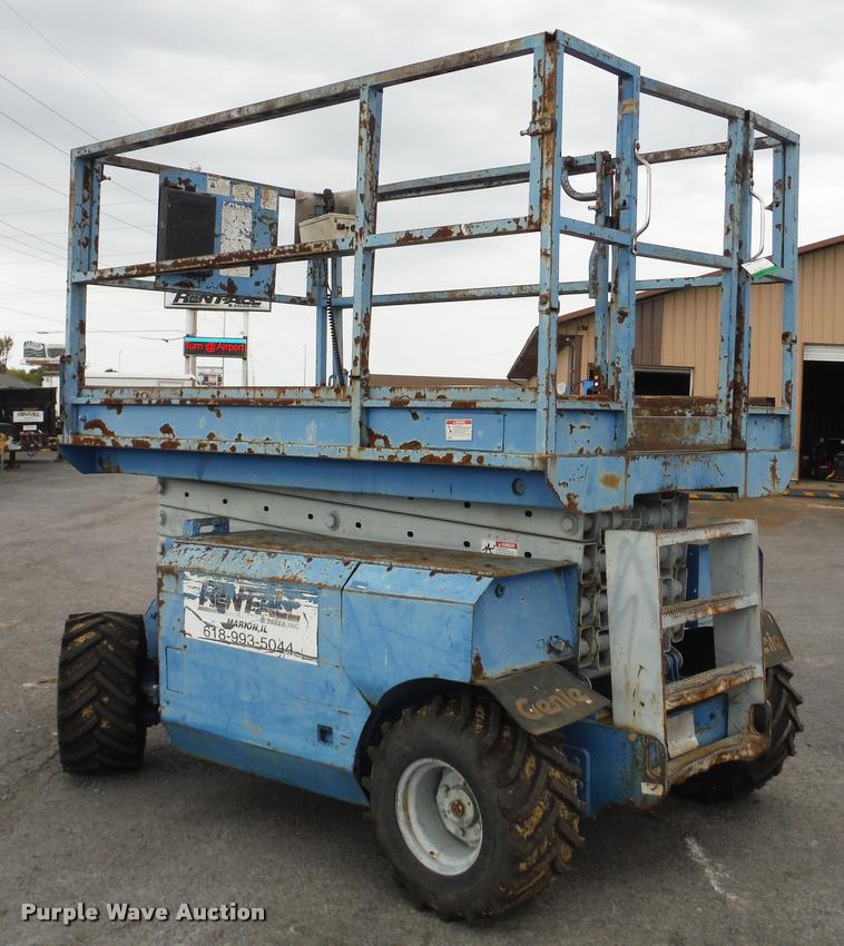 image for item K7710 1999 Genie GS-3268RT scissor lift