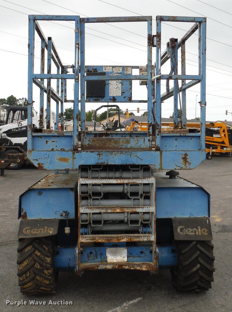 image for item K7710 1999 Genie GS-3268RT scissor lift