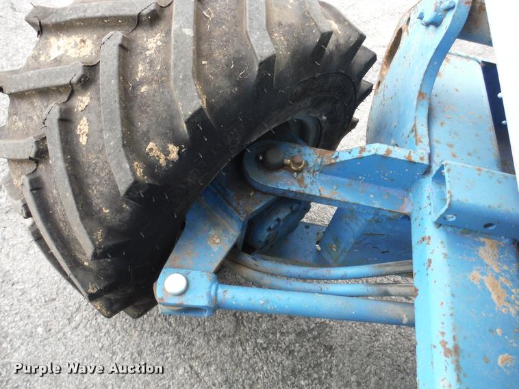 image for item K7710 1999 Genie GS-3268RT scissor lift