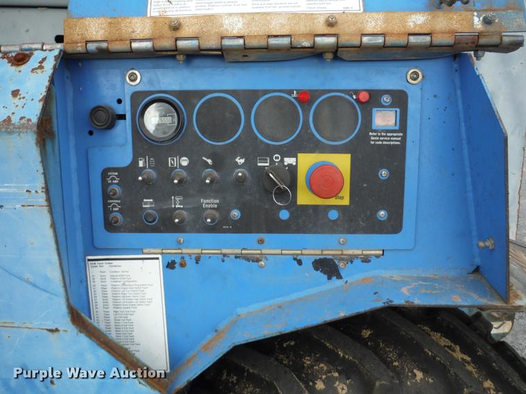 image for item K7710 1999 Genie GS-3268RT scissor lift