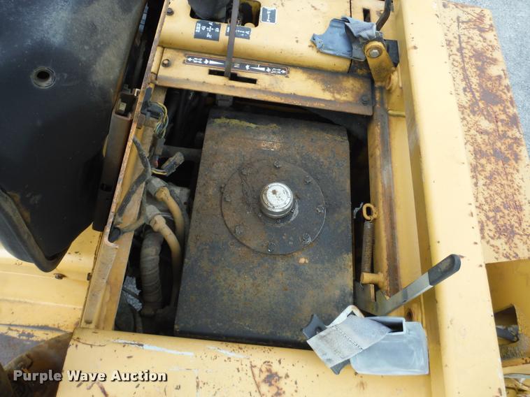 image for item K7712 1998 Vermeer V3550A trencher