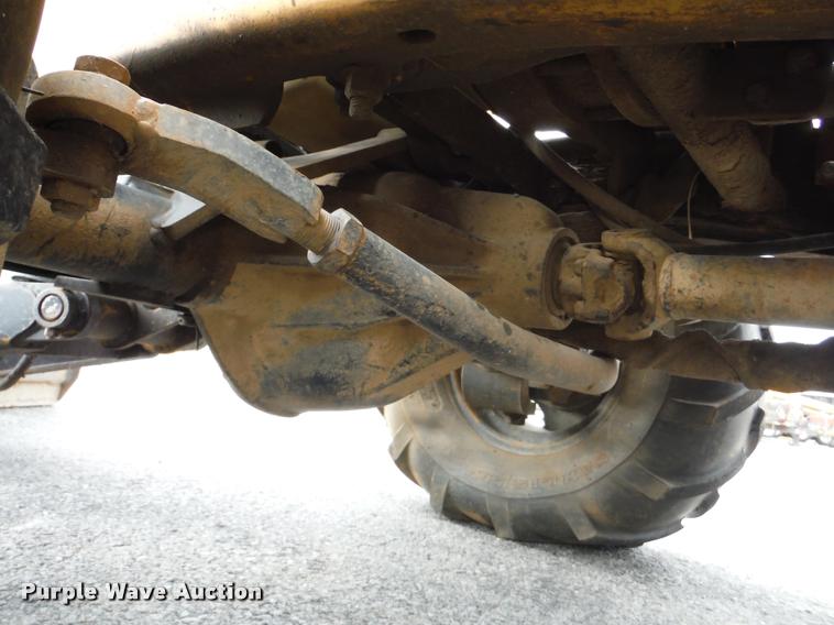 image for item K7712 1998 Vermeer V3550A trencher