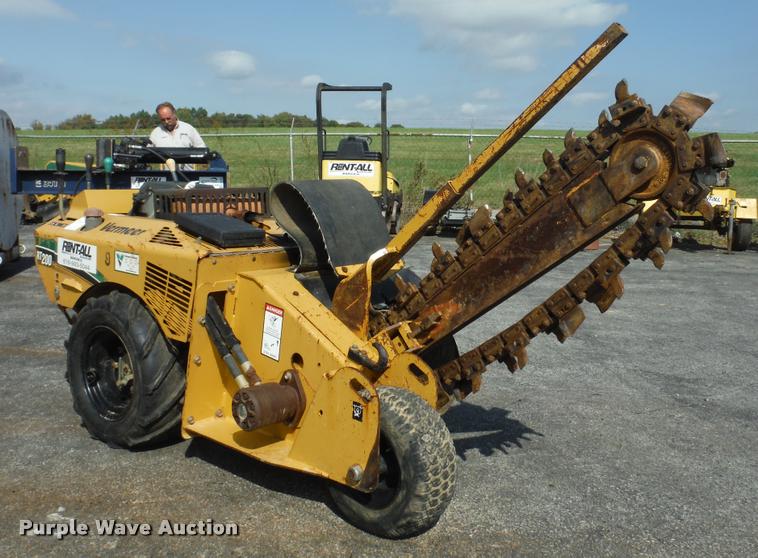 image for item K7713 2008 Vermeer RT200 trencher