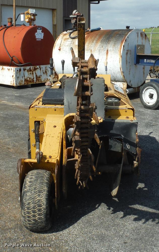 image for item K7713 2008 Vermeer RT200 trencher