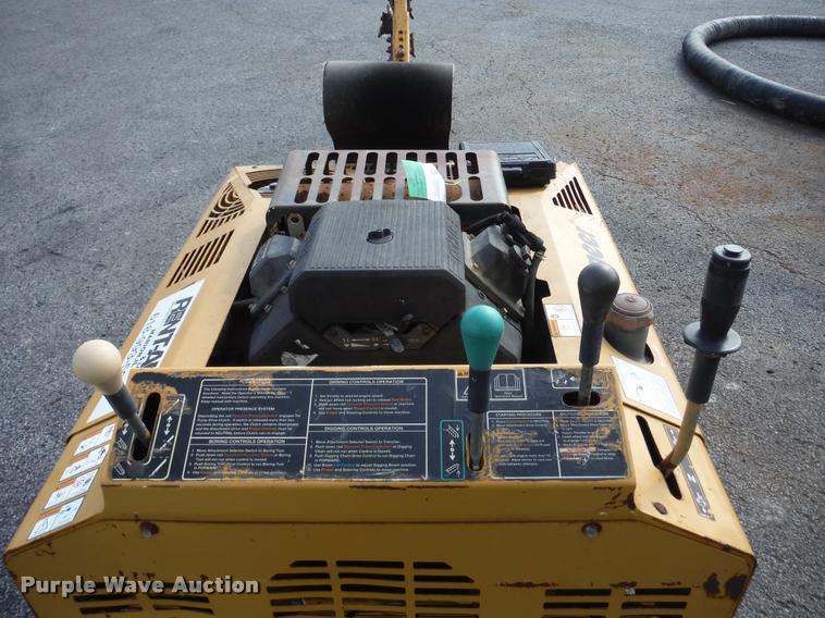 image for item K7713 2008 Vermeer RT200 trencher