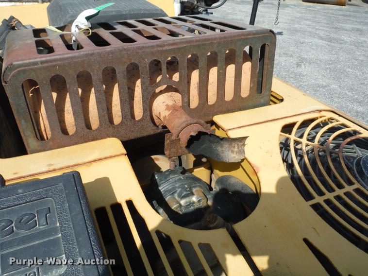 image for item K7713 2008 Vermeer RT200 trencher