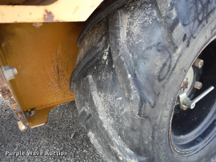 image for item K7713 2008 Vermeer RT200 trencher