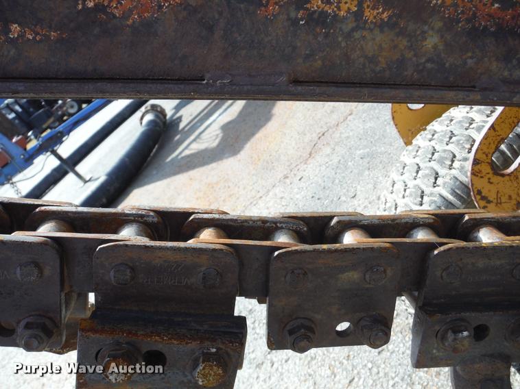 image for item K7713 2008 Vermeer RT200 trencher