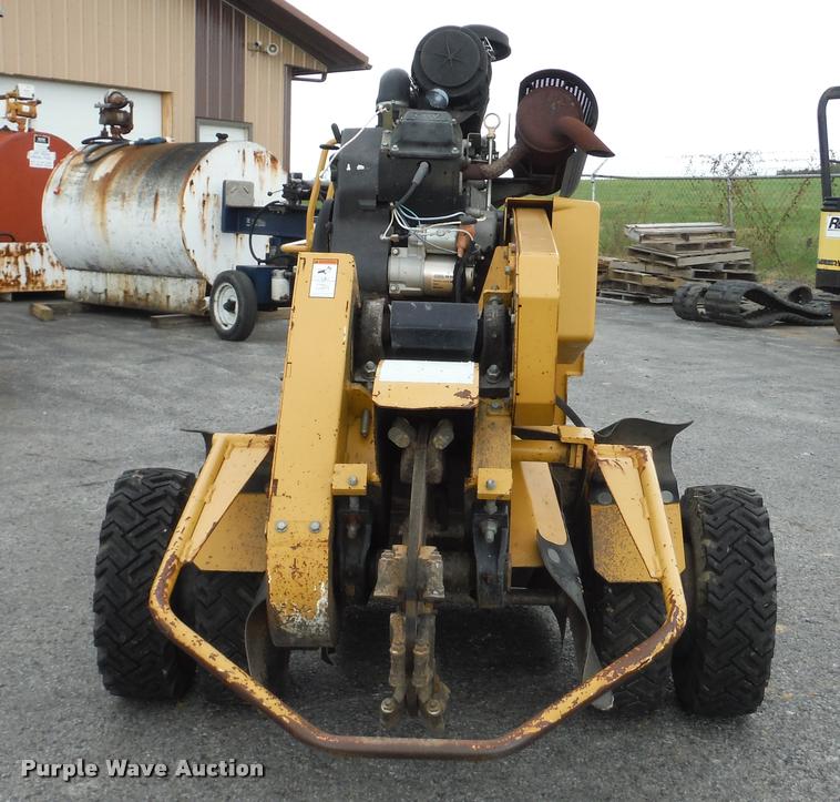 image for item K7714 2009 Vermeer SC252 stump grinder