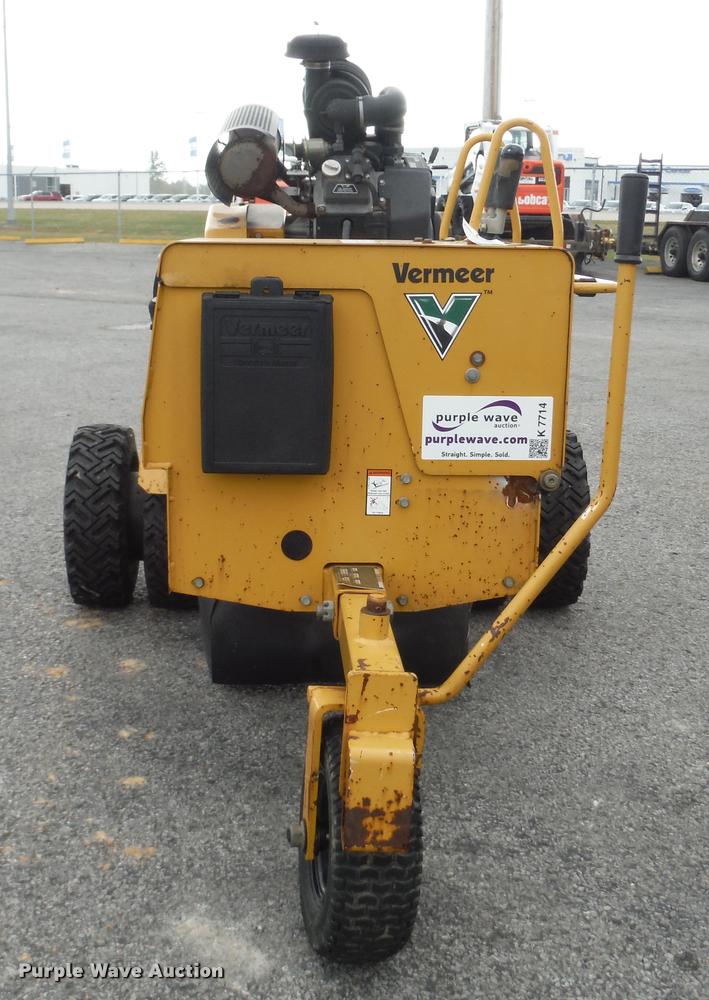 image for item K7714 2009 Vermeer SC252 stump grinder
