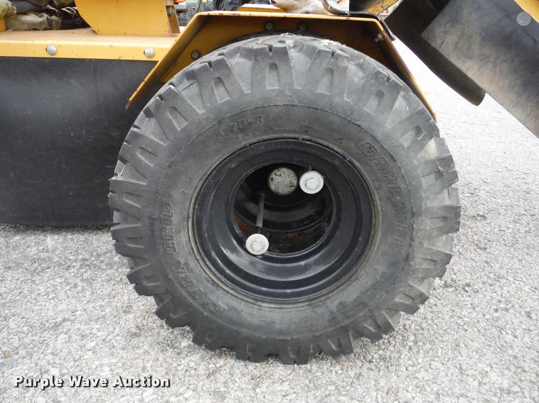 image for item K7714 2009 Vermeer SC252 stump grinder