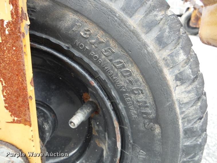 image for item K7714 2009 Vermeer SC252 stump grinder