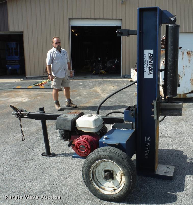 image for item K7717 2006 Iron & Oak BHVH3405 wood splitter