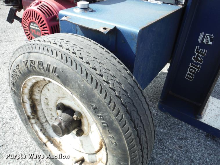 image for item K7717 2006 Iron & Oak BHVH3405 wood splitter