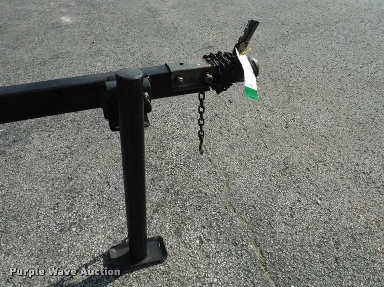 image for item K7717 2006 Iron & Oak BHVH3405 wood splitter