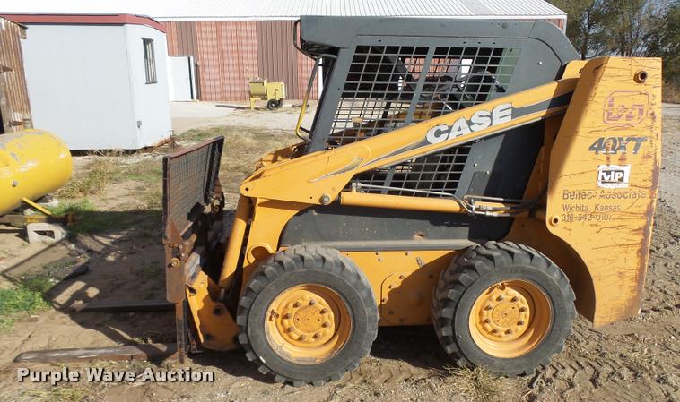 image for item L3297 2002 Case 40XT skid steer