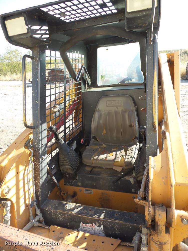 image for item L3297 2002 Case 40XT skid steer