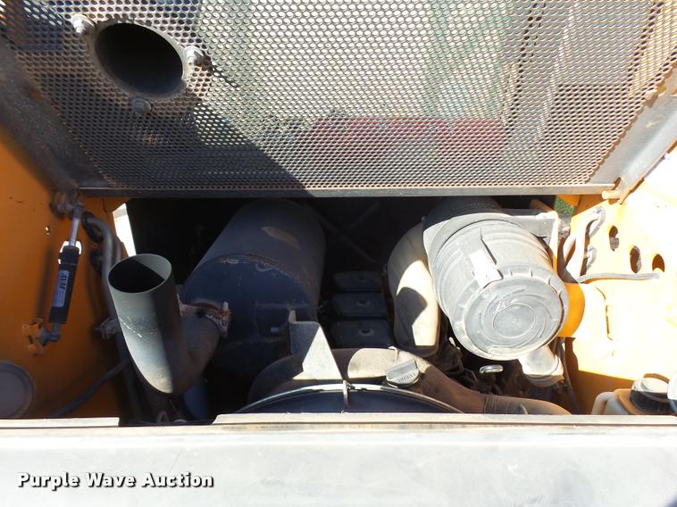 image for item L3297 2002 Case 40XT skid steer