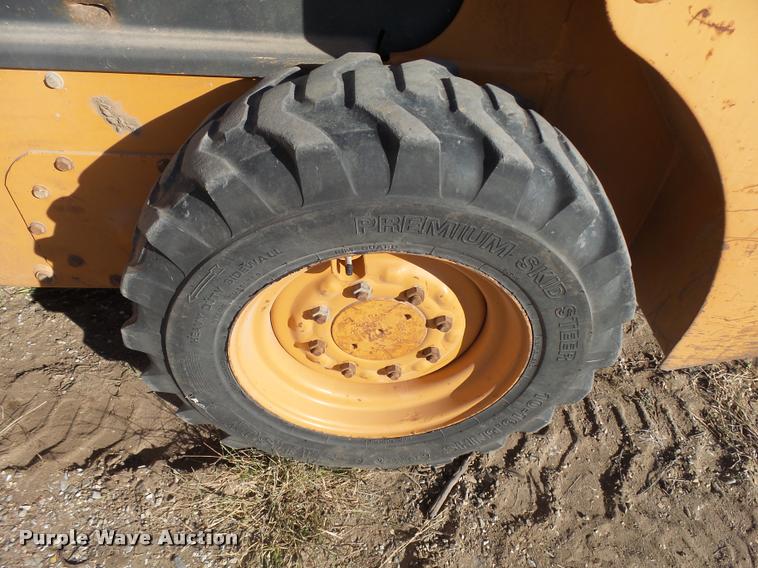 image for item L3297 2002 Case 40XT skid steer