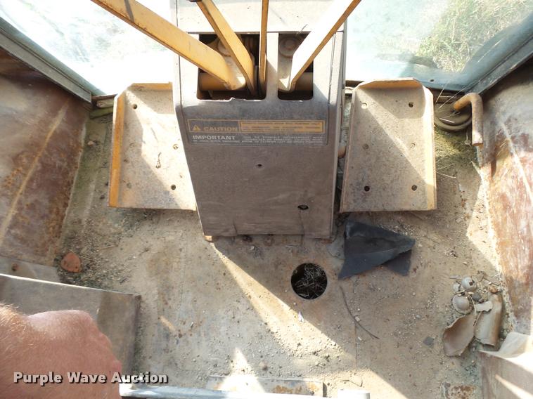 image for item L3298 1987 Case 580K backhoe