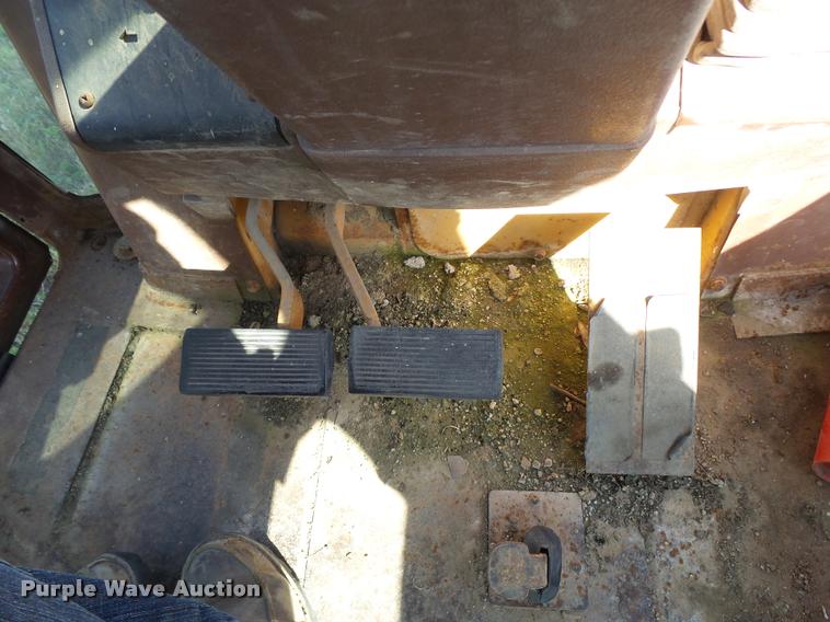 image for item L3298 1987 Case 580K backhoe