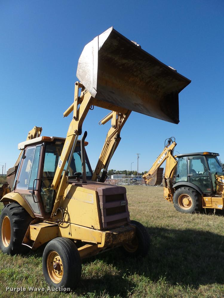 image for item L3298 1987 Case 580K backhoe